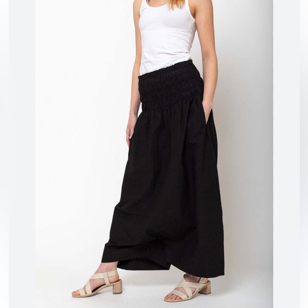 Lauren Manoogian Smocked Sarouel Pant in Black